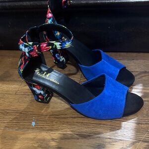 Women's Blue and Black Floral Heels